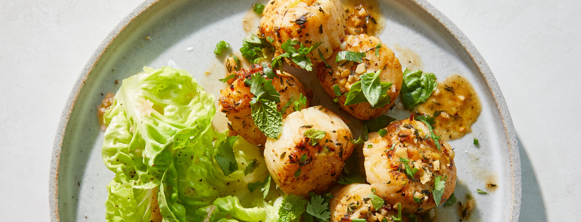 Seared Scallops with a Salt Crust