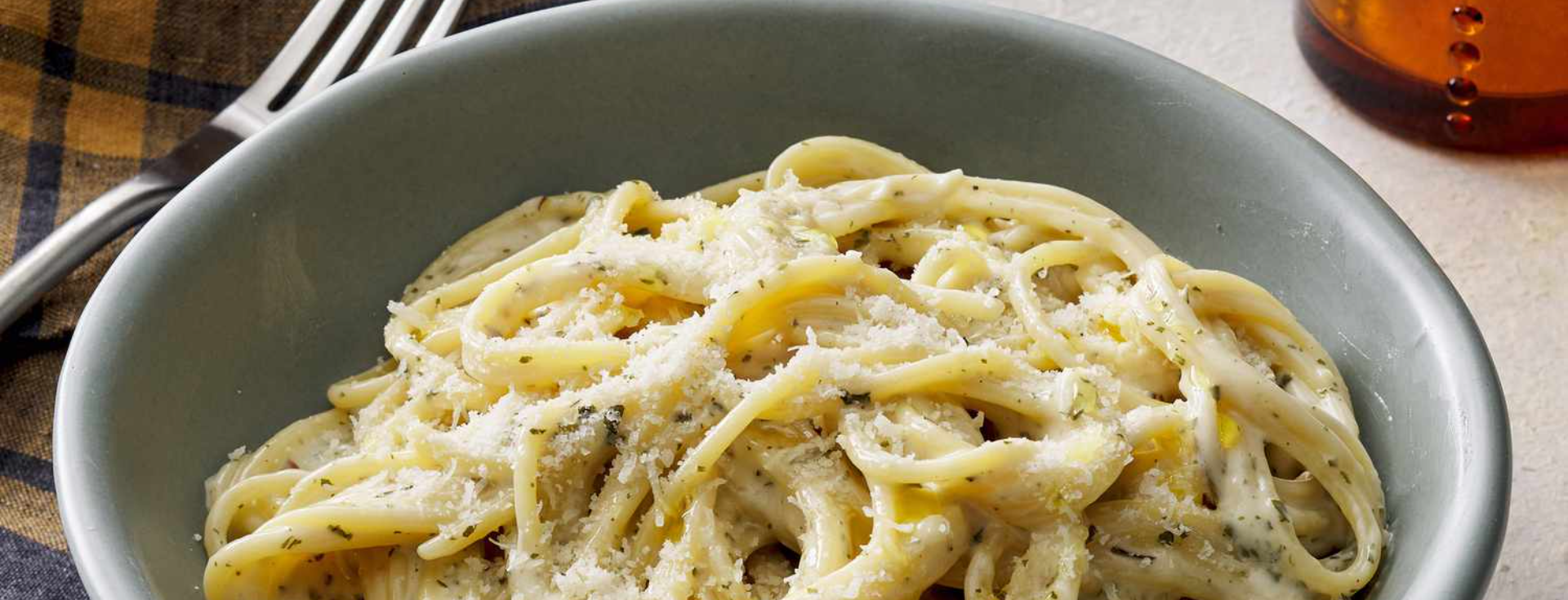 Creamy Garlic Parmesan Pasta2
