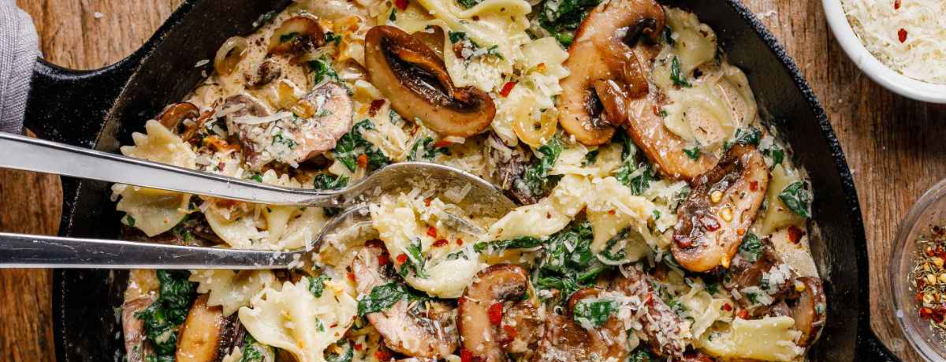 Creamy Garlic Parmesan Pasta3