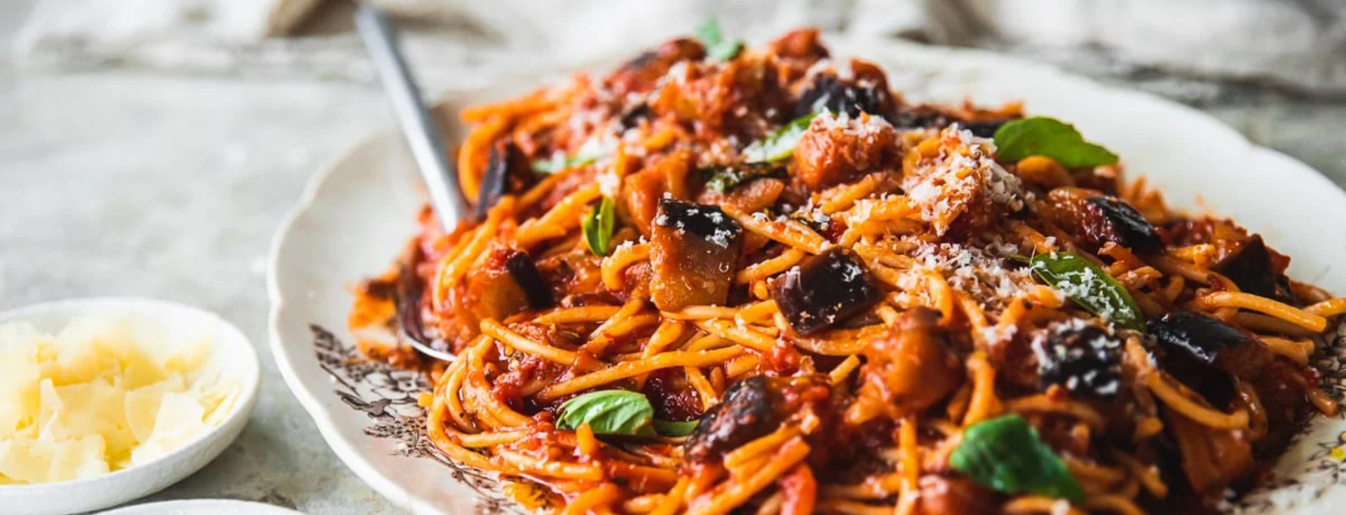 Spaghetti with Fresh Tomato Sauce